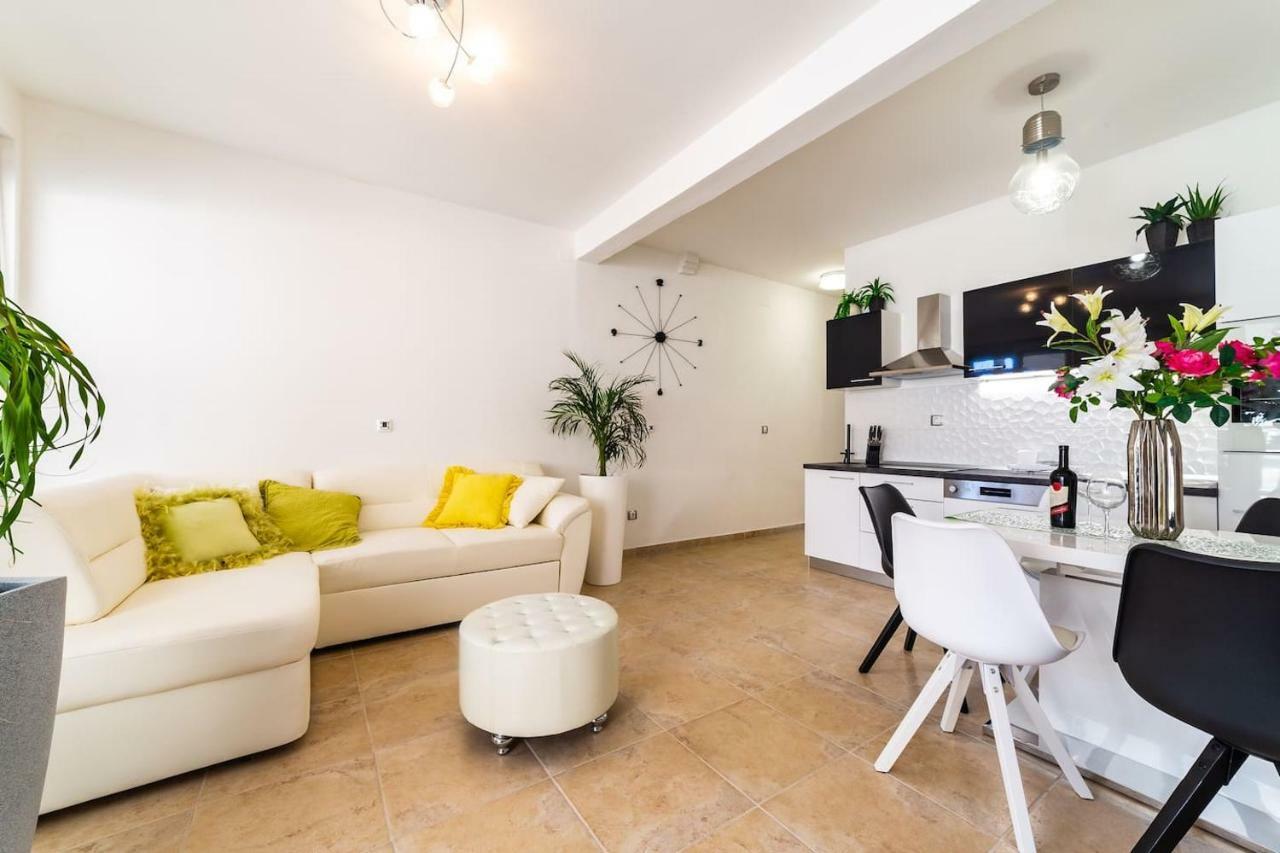 Ln New Apartment Спліт Екстер'єр фото